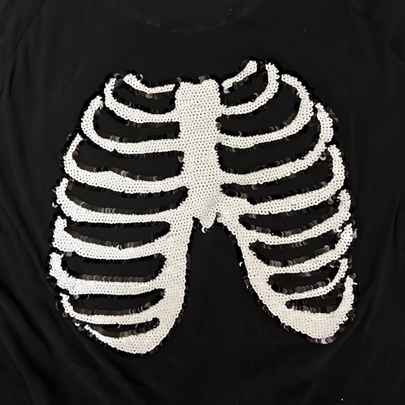 Rare Wildfox Couture Black Halloween Sequin Skull & Bones Ribs Knit T Shirt Top - Picture 5 of 8
